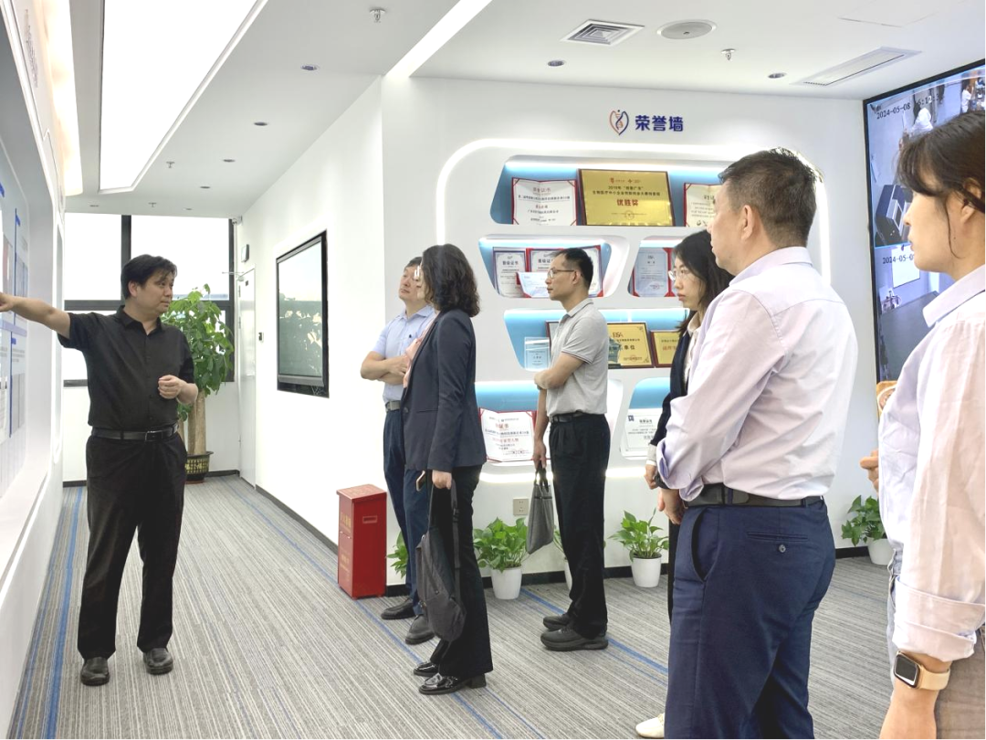 全球醫(yī)藥50強企業(yè)優(yōu)時比（UCB）中國總部領導一行蒞臨深圳細胞谷參觀調研