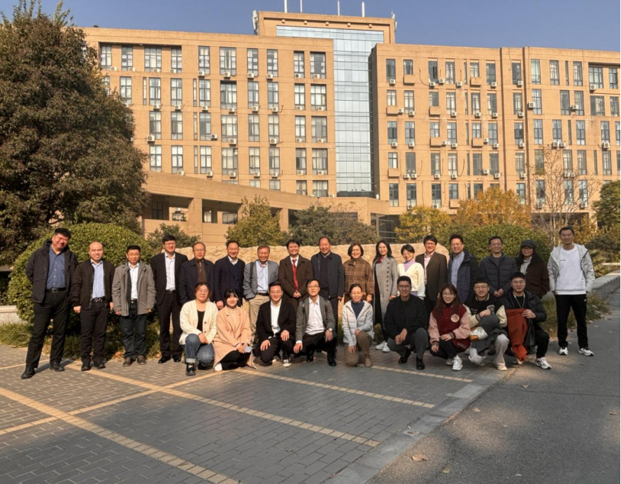 董事長史淵源教授受邀赴鄭州大學(xué)開展學(xué)術(shù)報(bào)告
